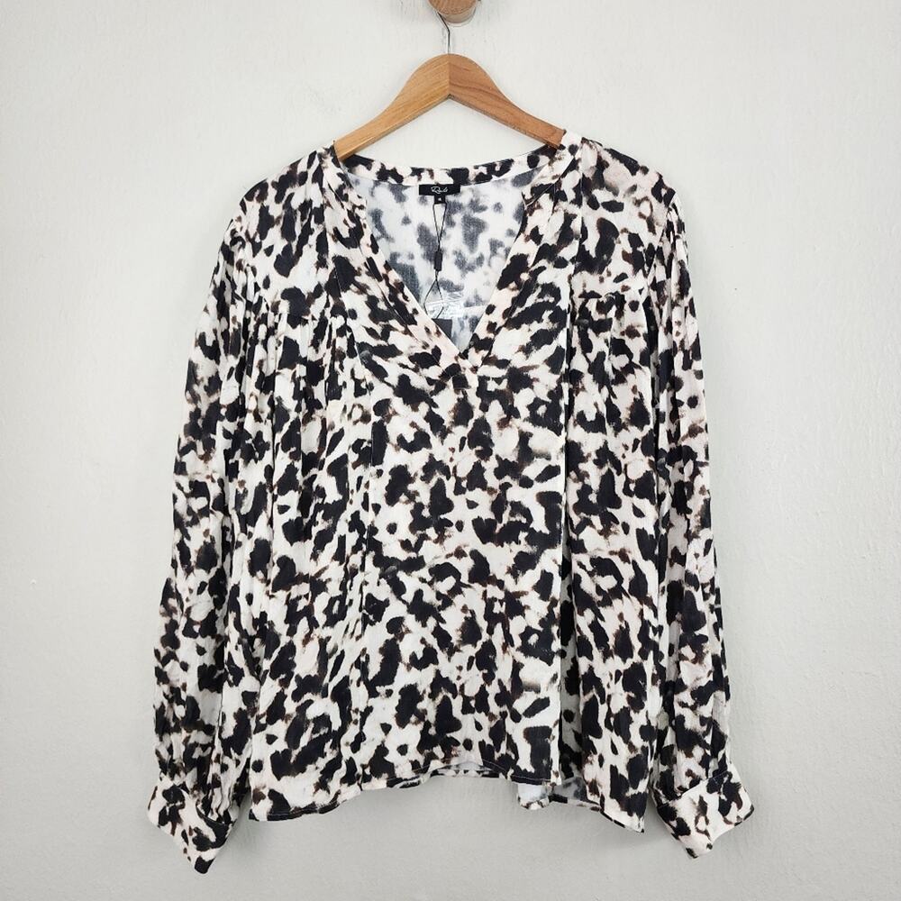 Rails Fable Blurred Cheetah Print V-Neck Blouse Flounce Sleeve NWT XLarge XL - Picture 6 of 16